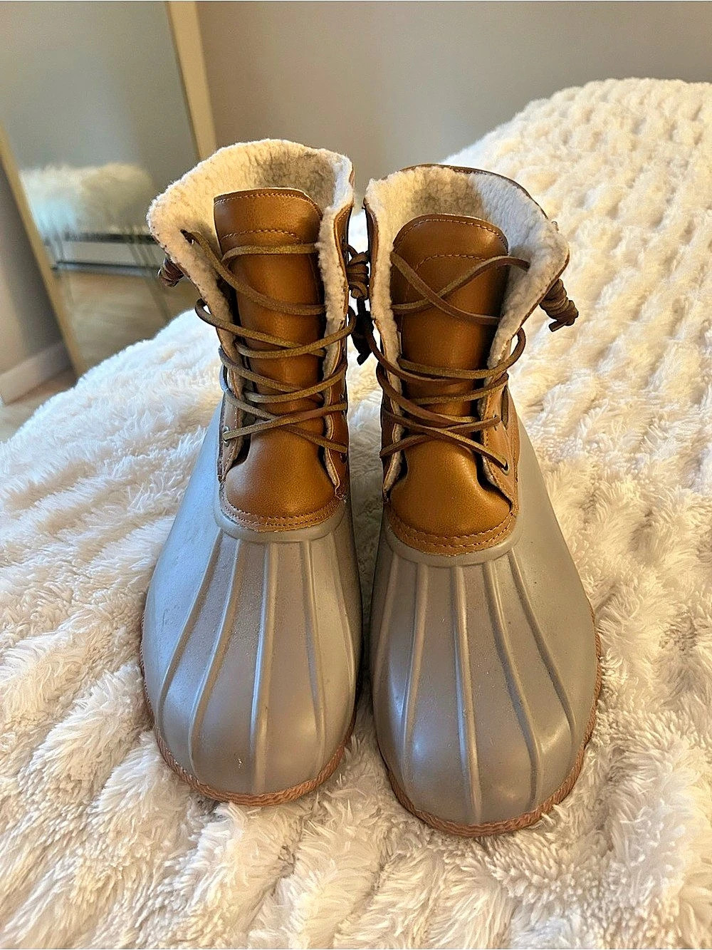Seven7 Saltwater Duck Boot Women's